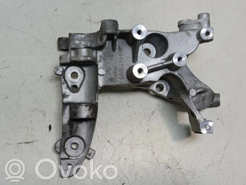 Citroen Berlingo Generator/alternator bracket 