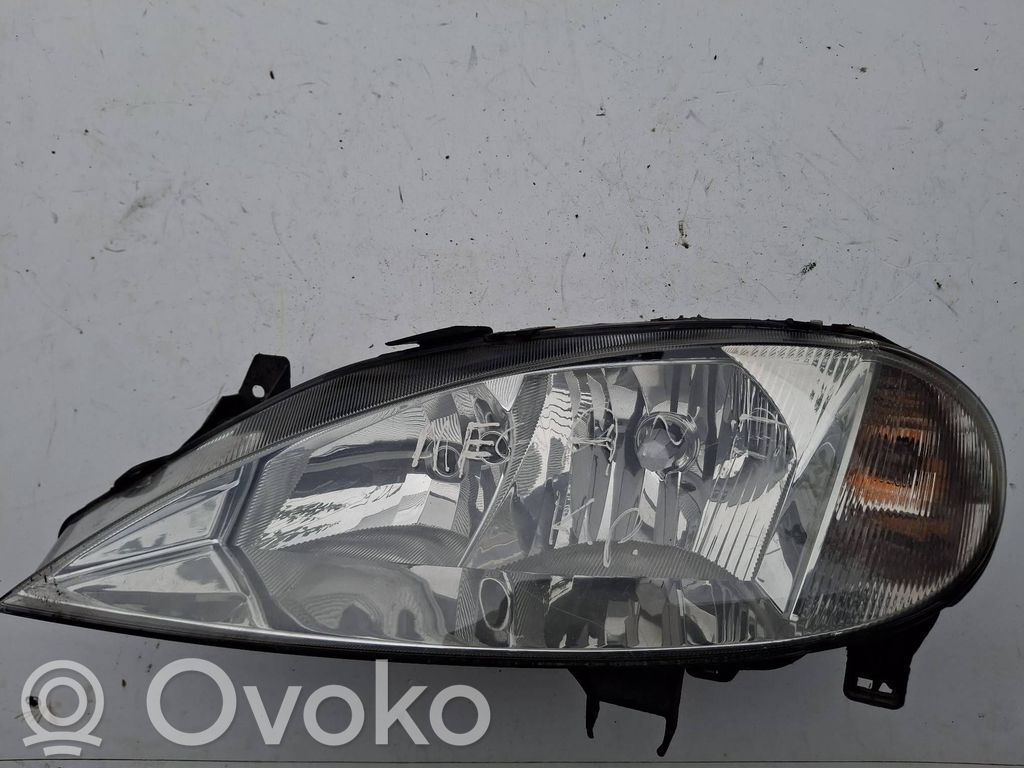 Renault Megane I Priekinis žibintas 