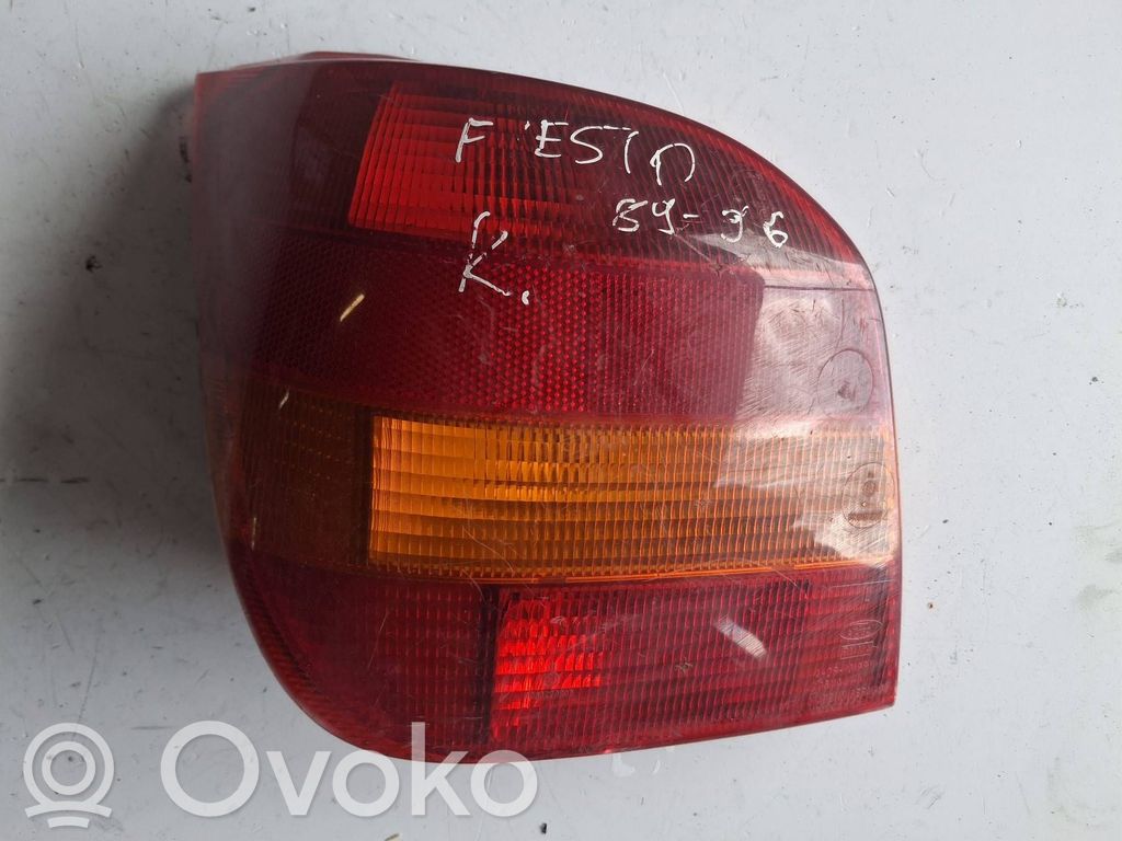 Ford Fiesta Galinis žibintas kėbule 