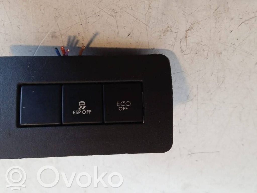 Citroen DS3 ESP (stability program) switch 