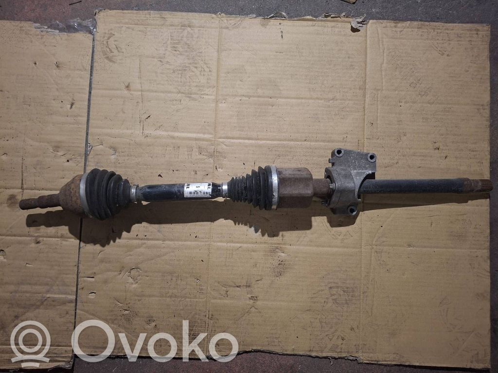 Opel Zafira B Priekinis pusašis 