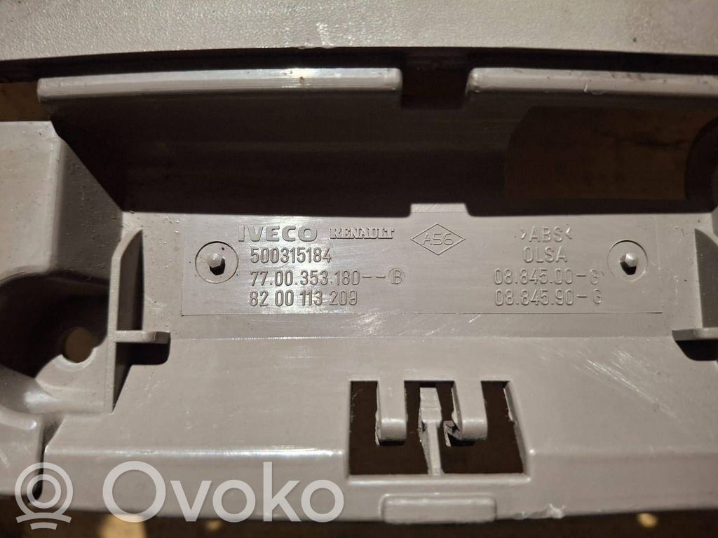 Światło fotela przedniego   500315184,7700353180,0884500,8200113209