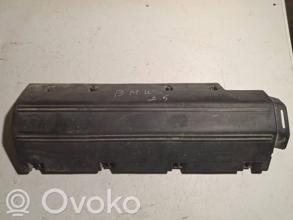 BMW 5 E39 Air filter box cover 