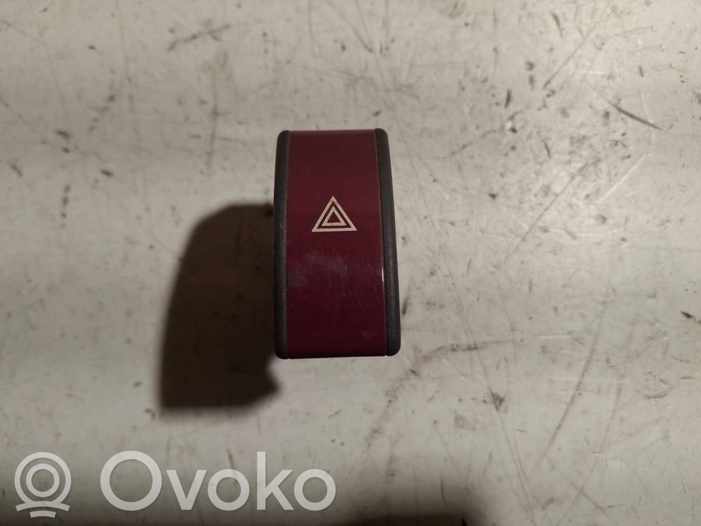 Opel Corsa C Hazard light switch 