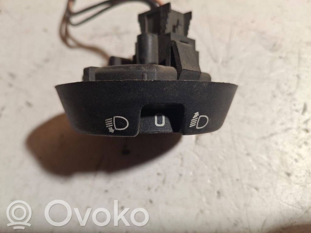Renault Master II Headlight level height control switch 