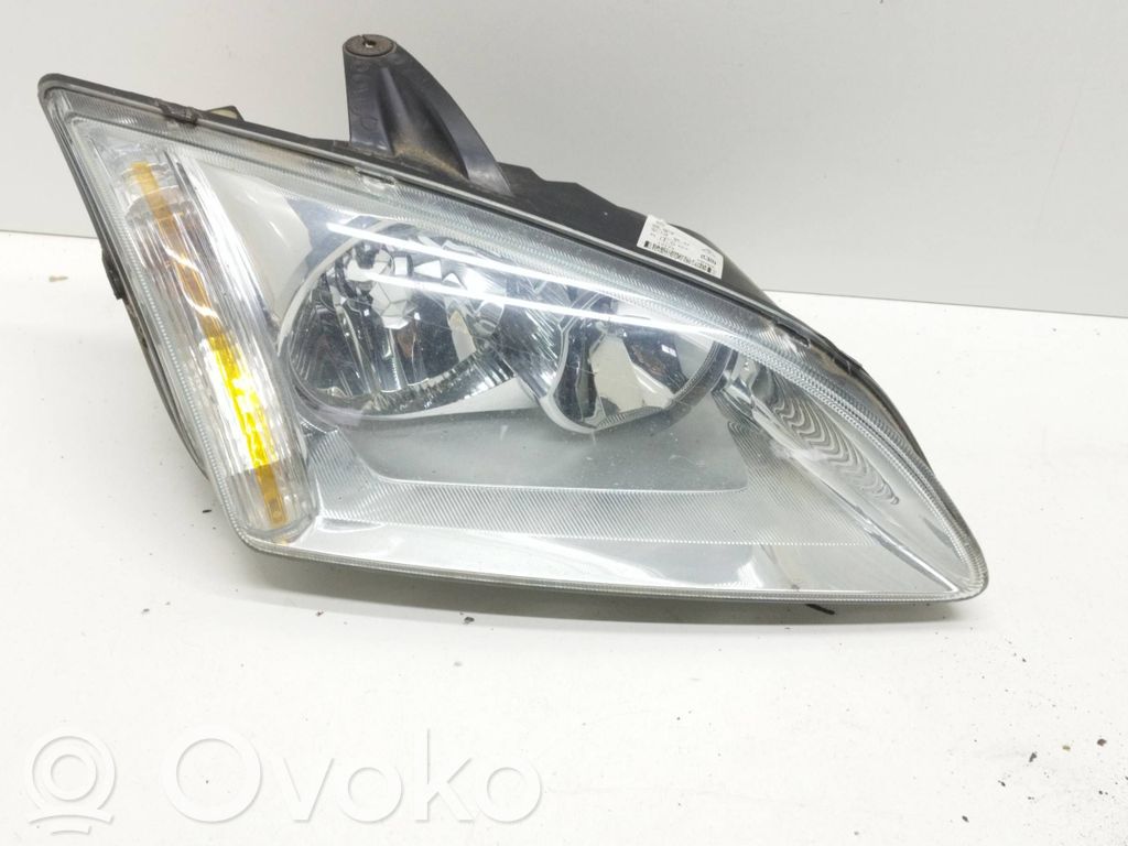 Ford Focus Scheinwerfer 