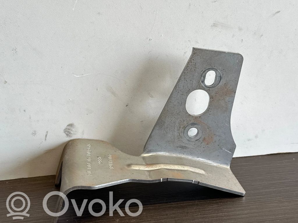 Opel Astra K Другая внешняя деталь 