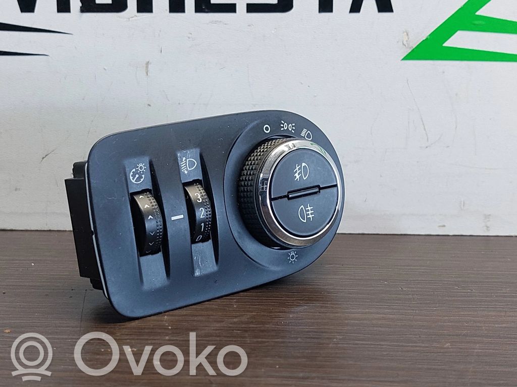 Opel Corsa D Fog light switch 