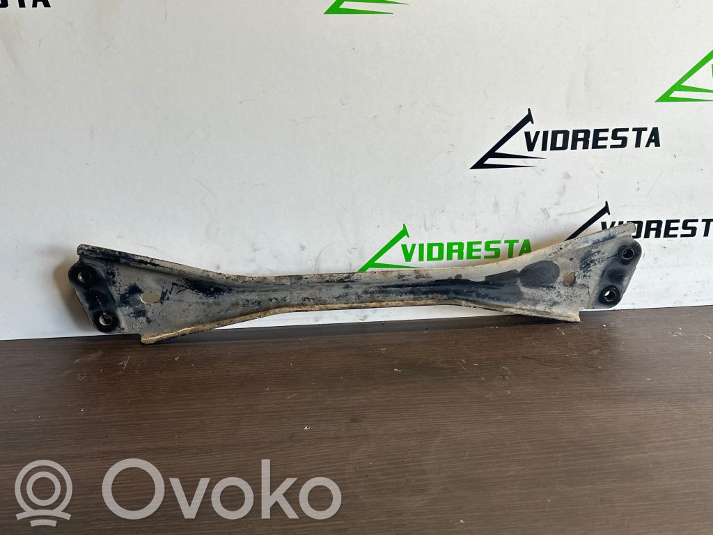 Volvo V60 Muffler mount bracket/holder 