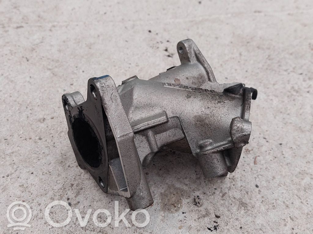 Peugeot 308 EGR valve line/pipe/hose 