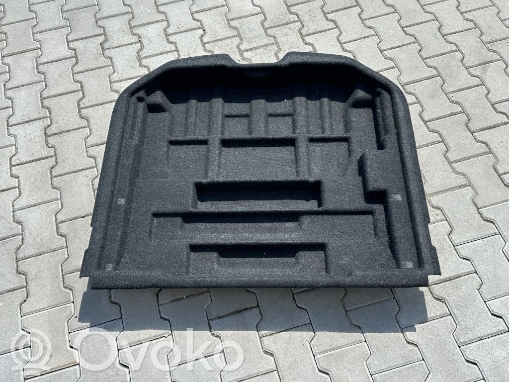 Volvo V60 Spare wheel section trim 