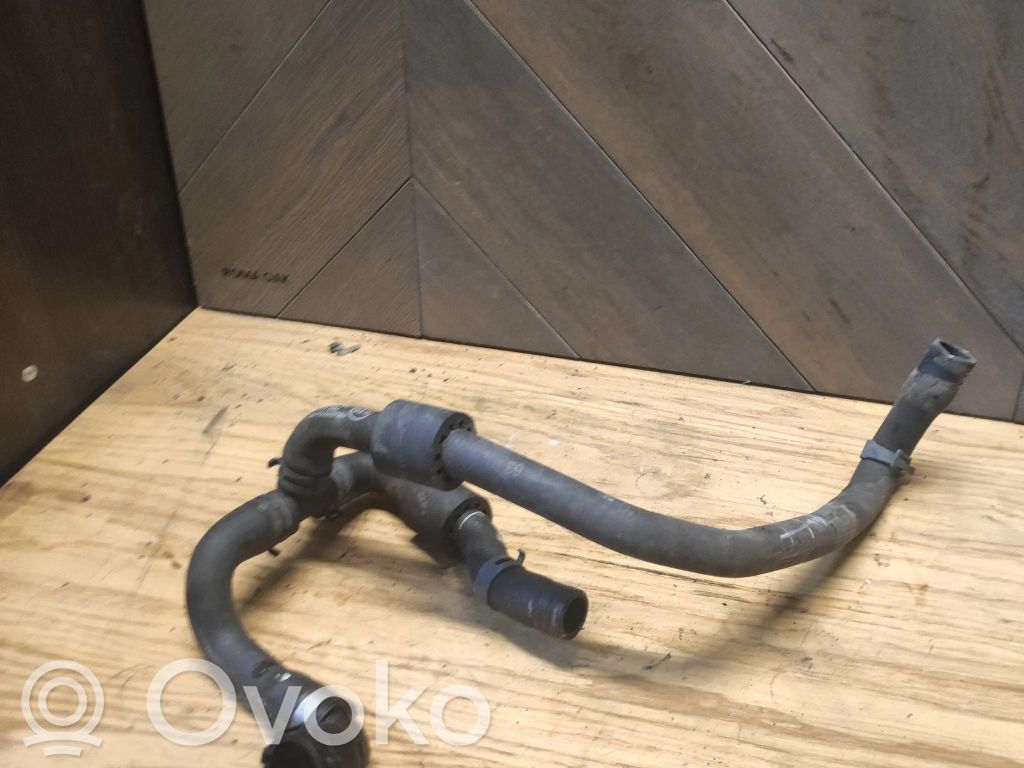 Audi A5 8T 8F Engine coolant pipe/hose 