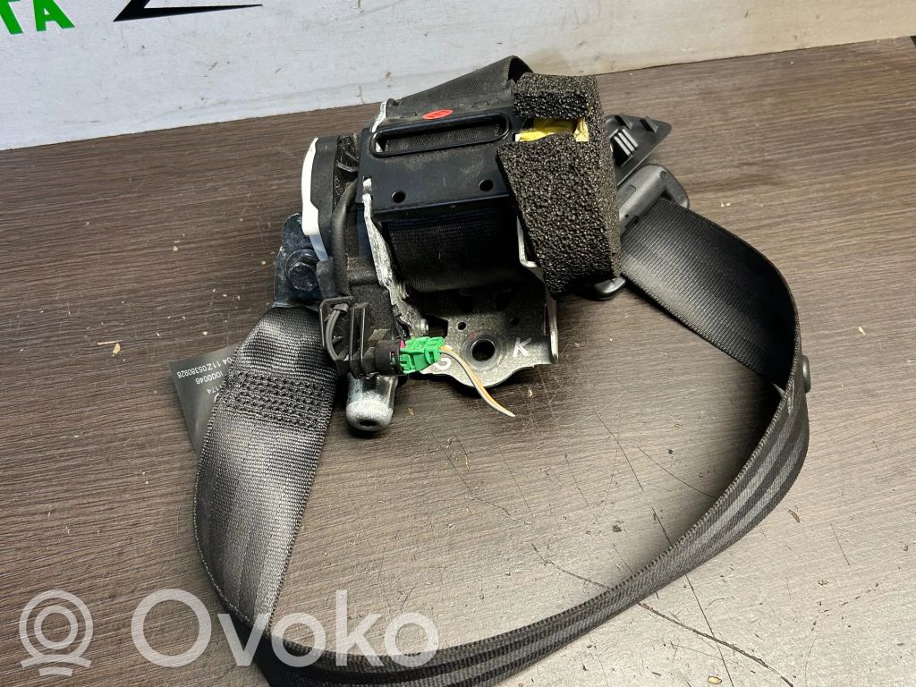 Volvo S60 Cinturón trasero 