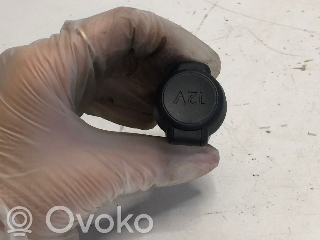 Opel Corsa F 12 V Socket (front) 