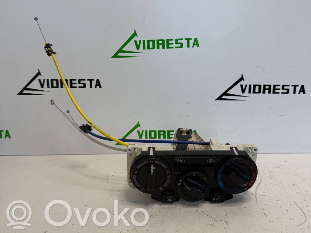 Nissan Note (E11) Climate control unit 