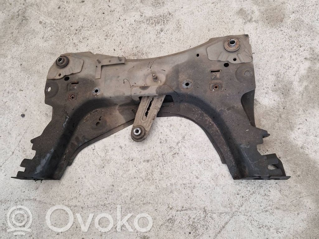 Nissan Note (E11) Priekinis traversas 