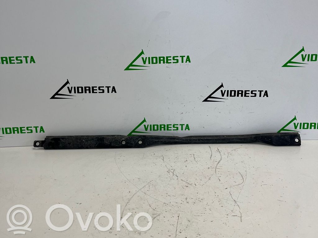 Mazda 2 Radiatora (-u) turētājs / kronšteins 