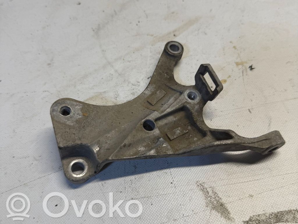 Opel Grandland X Engine mounting bracket 