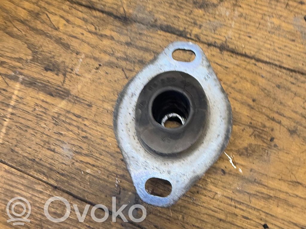 Citroen Berlingo Engine mount bracket 