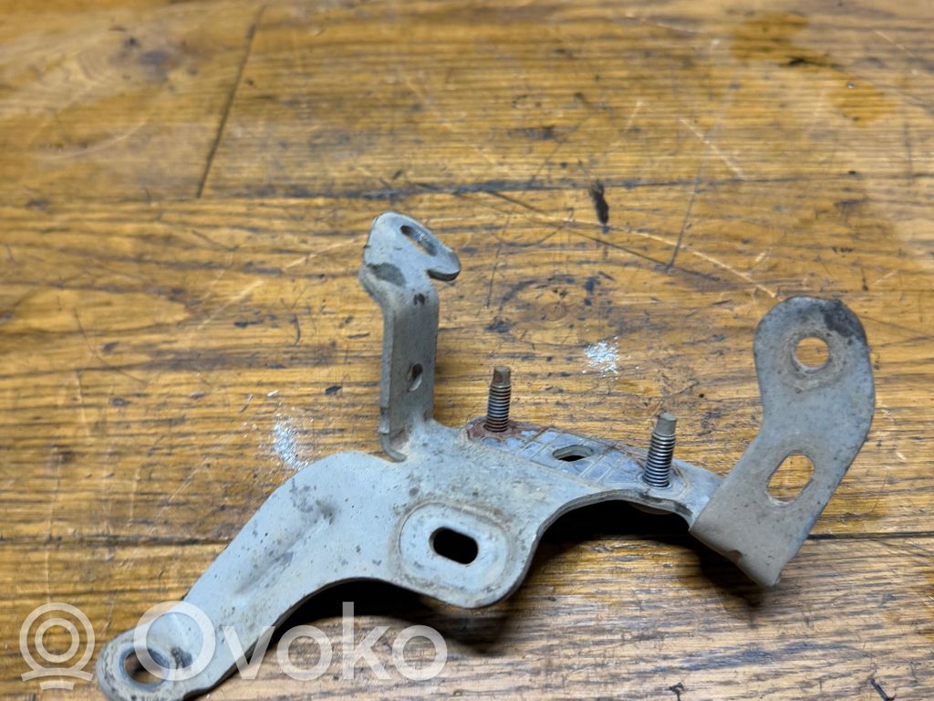 Peugeot 208 I Other engine bay part 