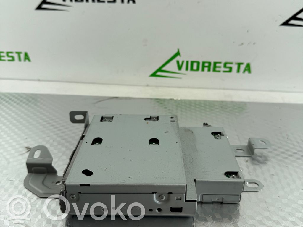 GPS navigation control unit/module   YEFA0300051B,CRLM44F6JM,10040403,517840