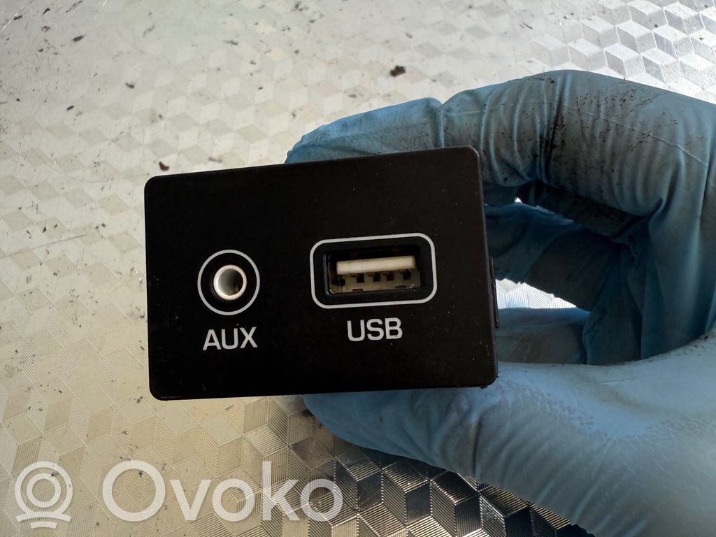 Enchufe conector USB   D3000,TLKC1710140369B