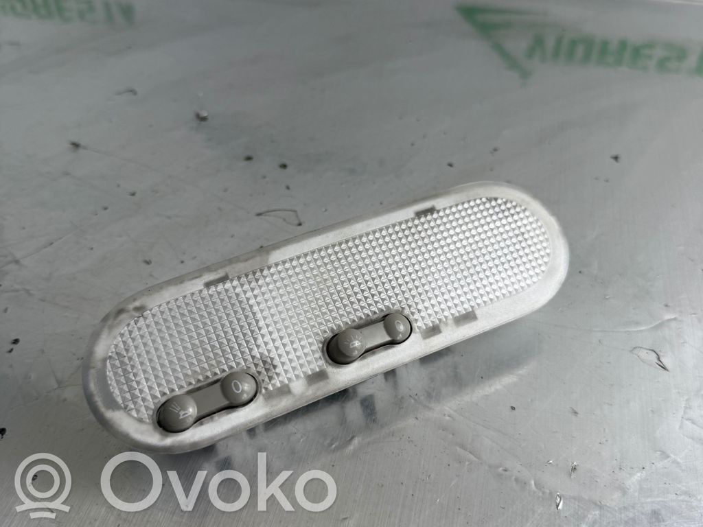 Opel Vivaro Éclairage lumière plafonnier avant 