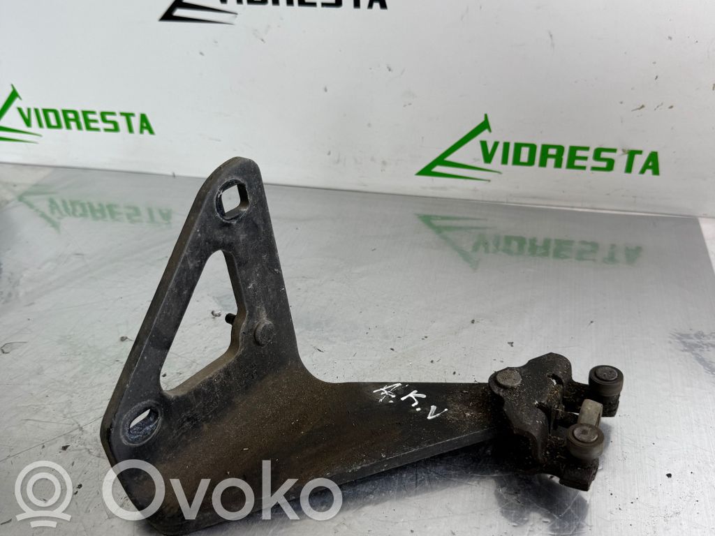 Opel Vivaro Sliding door lower roller guide/hinge 