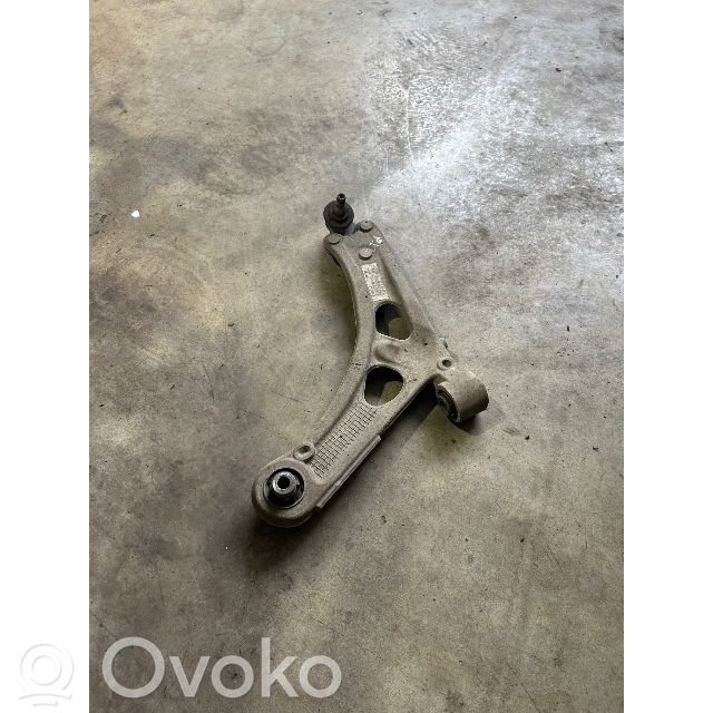 Opel Combo E Вилы 