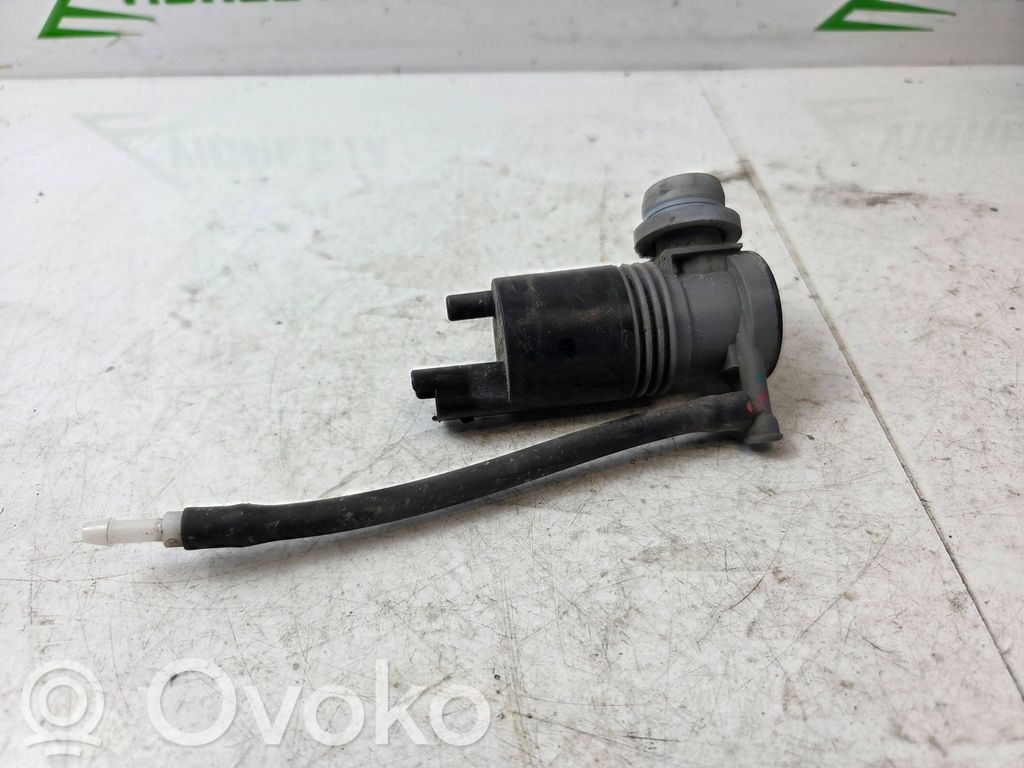Nissan NV300 Windscreen/windshield washer pump 