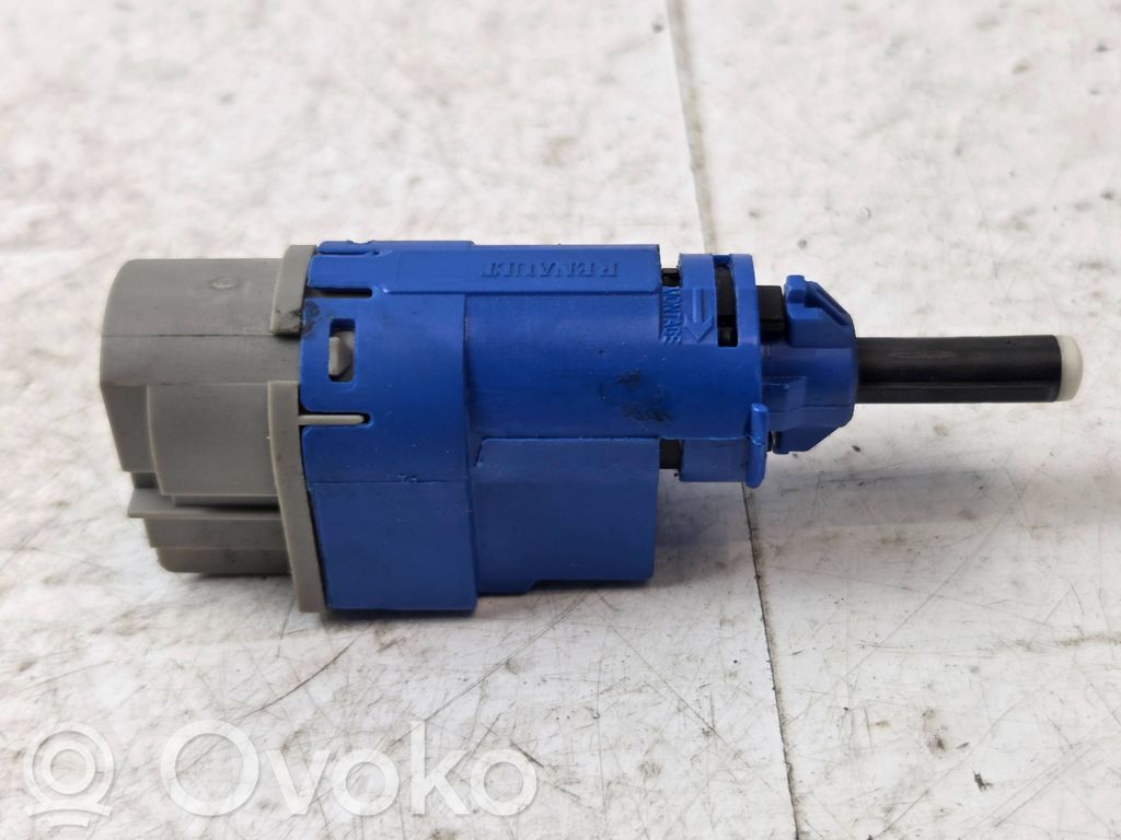 Nissan NV300 Clutch pedal sensor 