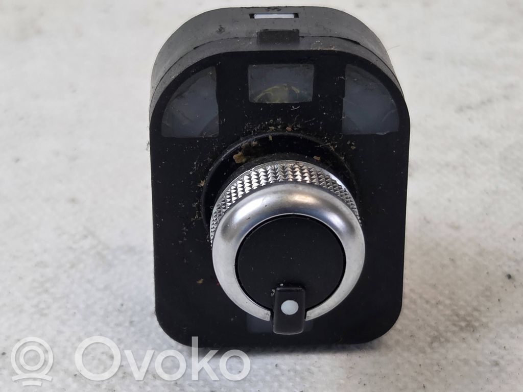 Audi Q7 4L Wing mirror switch 