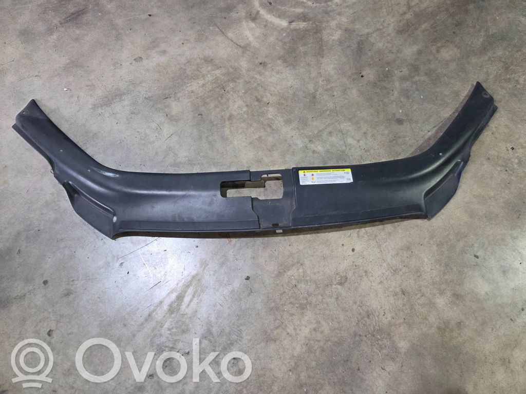 Audi Q7 4L Radiator trim 