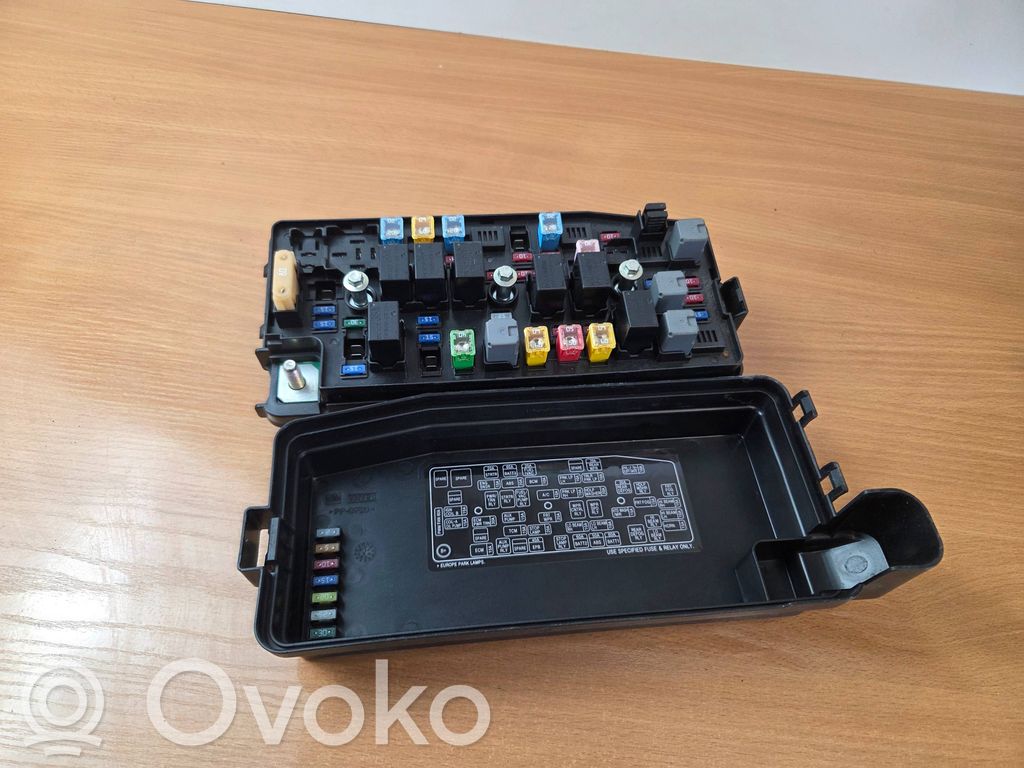Opel Antara Fuse box set 