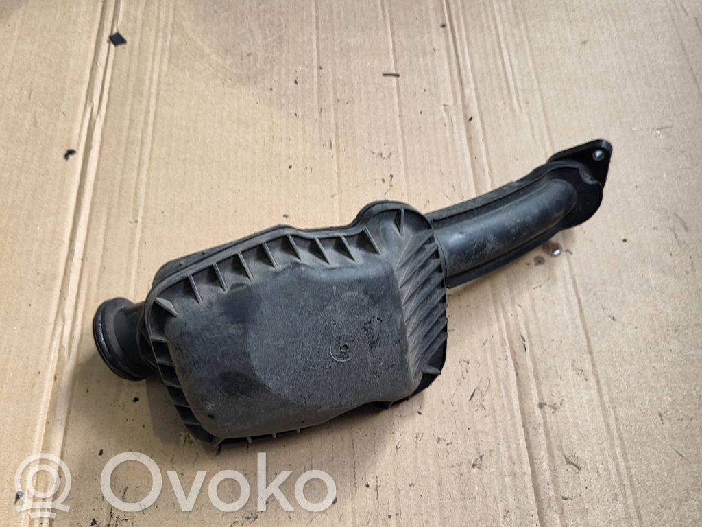 Volvo XC60 Įsiurbimo rezonatorius 