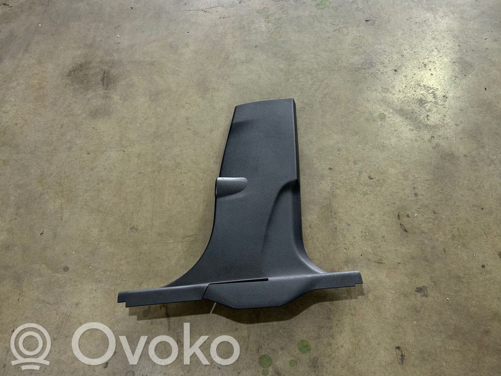 Ford Focus Pilar (B) (inferior) 