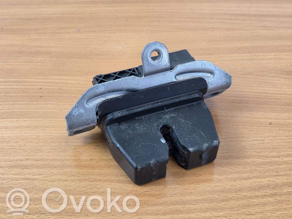 Ford Focus Loquet de verrouillage de hayon 