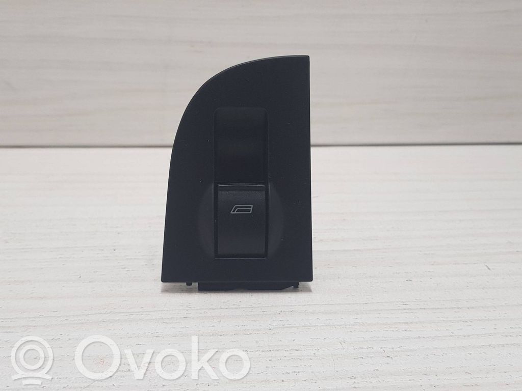Audi A6 S6 C5 4B Electric window control switch 