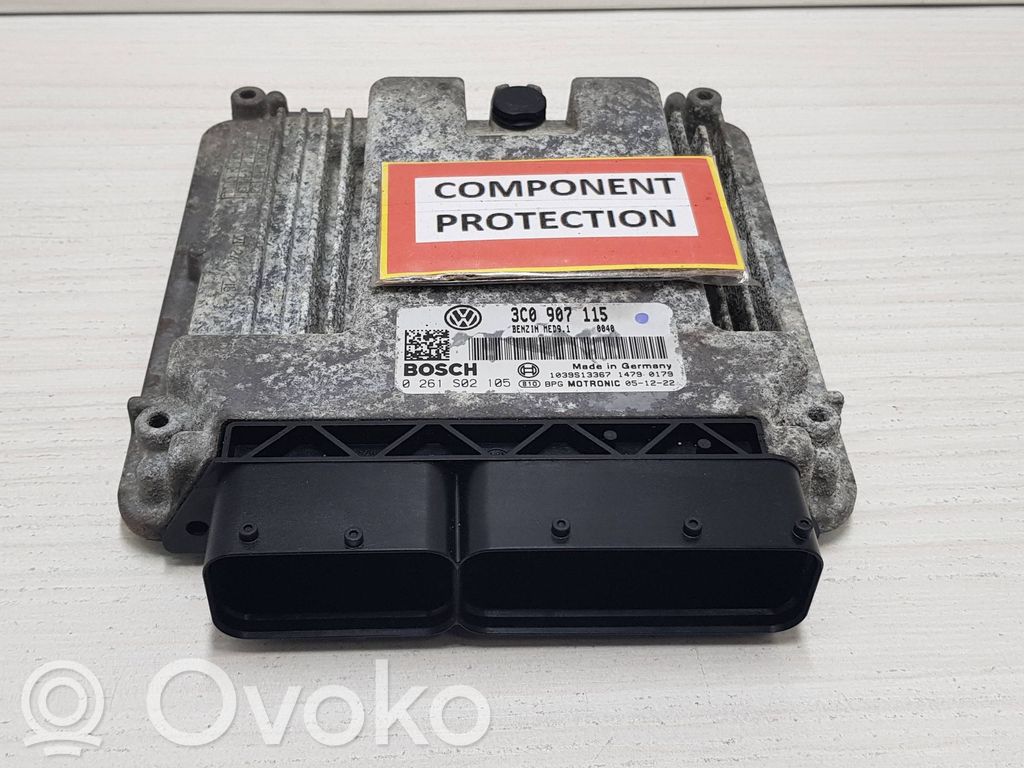 Volkswagen PASSAT B6 Engine control unit/module 
