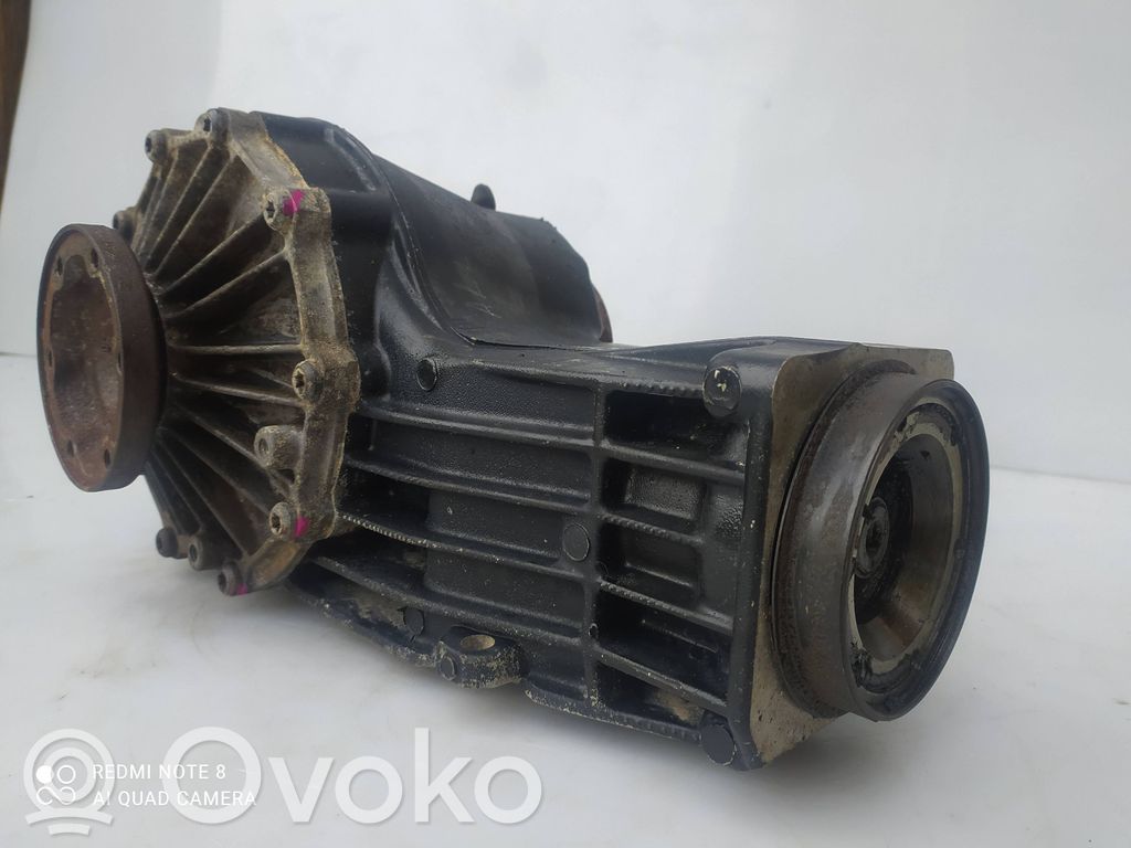 Audi A6 S6 C5 4B Galinis reduktorius 