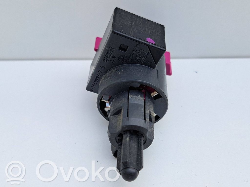 Audi A5 Sportback 8TA Brake pedal sensor switch 