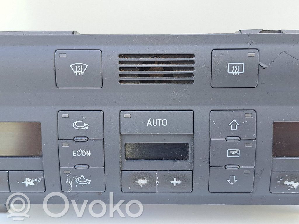 Audi A6 S6 C5 4B Climate control unit 