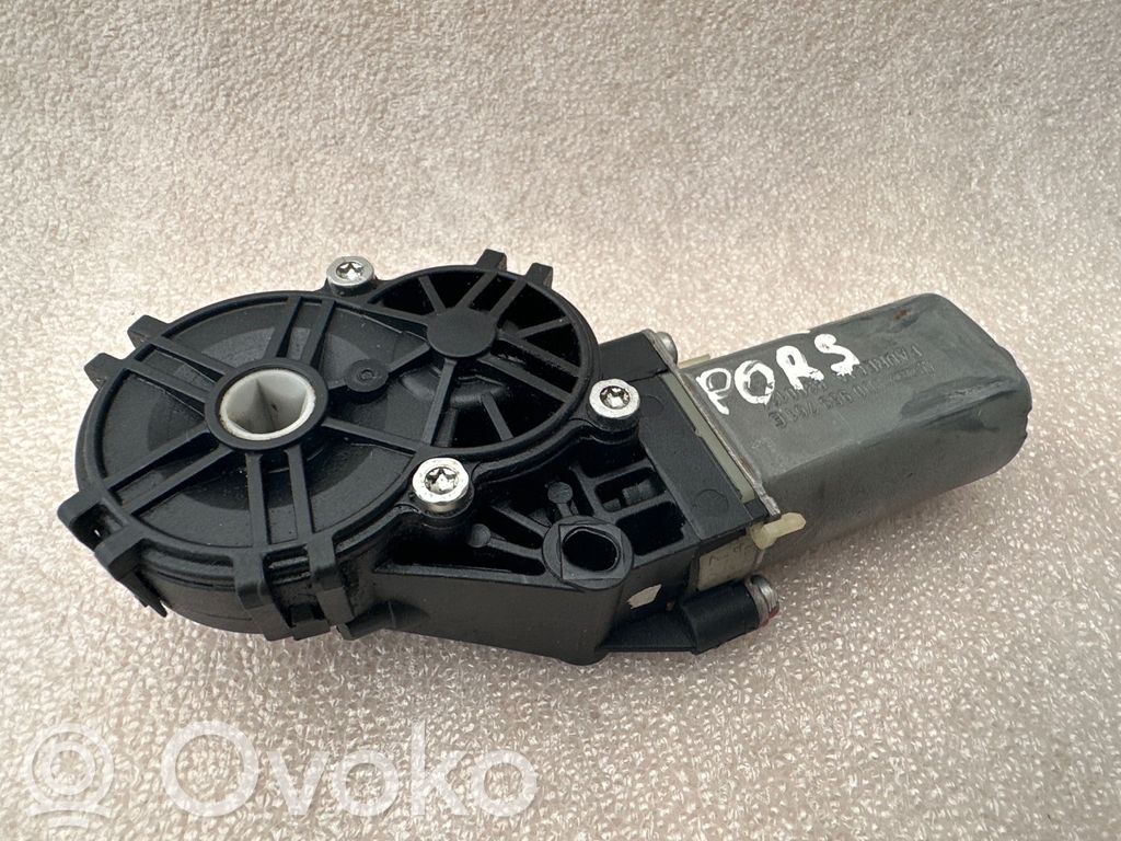 Volkswagen Touareg I Seat adjustment motor 