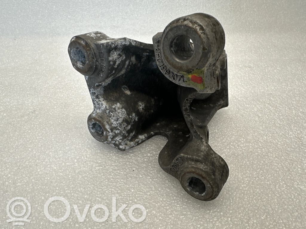 Audi A6 S6 C6 4F Engine mounting bracket 
