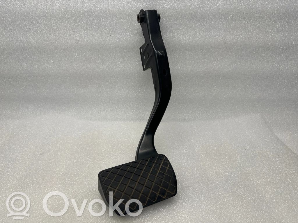 Audi A4 S4 B6 8E 8H Pédale de frein 