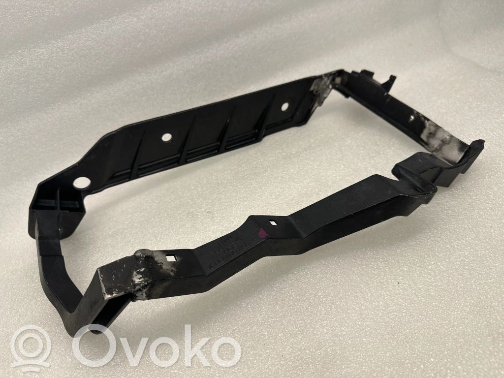 Audi A8 S8 D2 4D Headlight/headlamp mounting bracket 