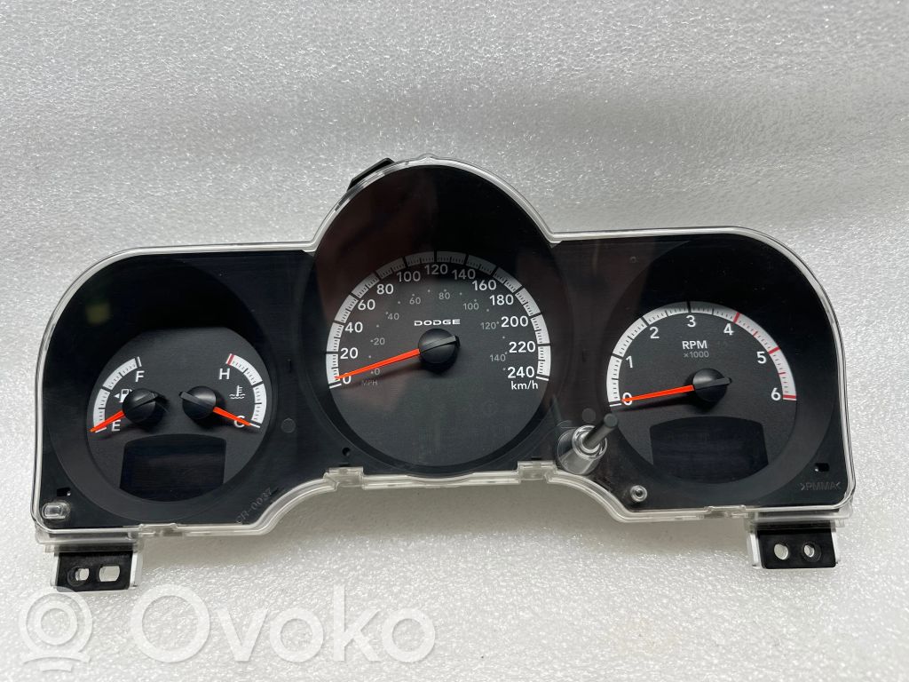 Dodge Nitro Nopeusmittari (mittaristo) 