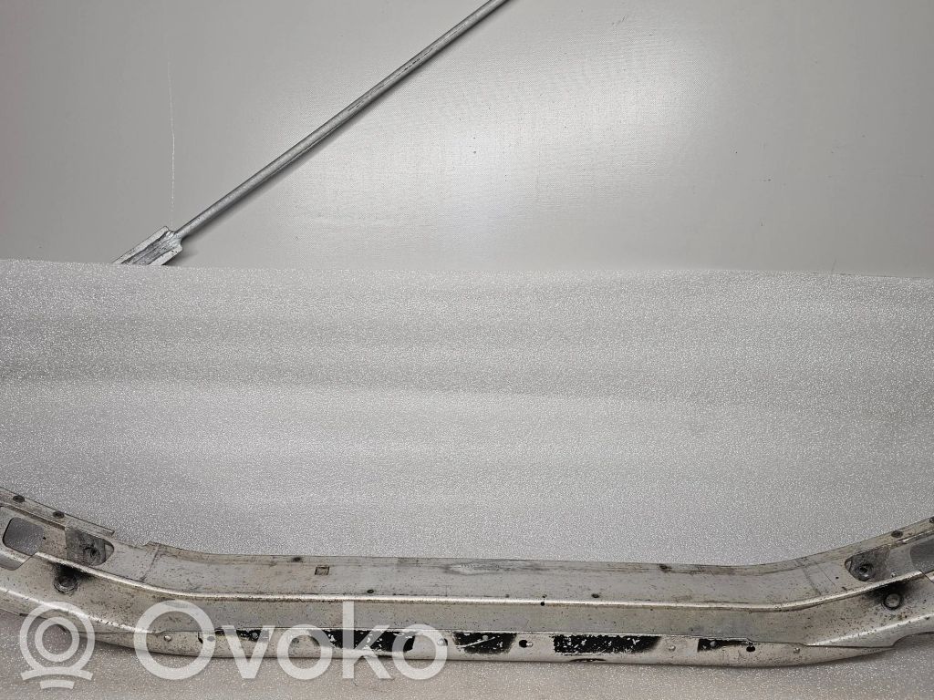 Audi A8 S8 D2 4D Balkis priekinio bamperio 