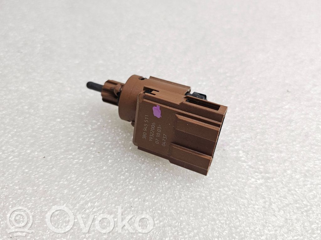 Audi A4 S4 B6 8E 8H Czujnik pedału hamulca / stopu 