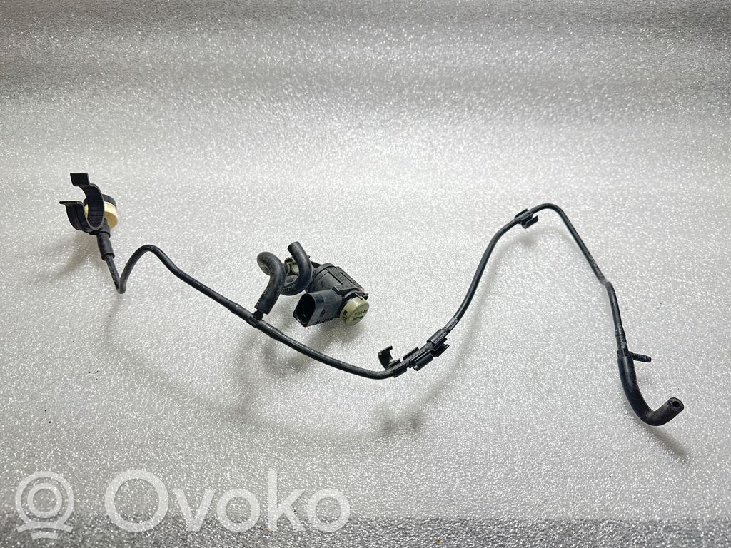 Audi A4 S4 B6 8E 8H Solenoīda vārsts 